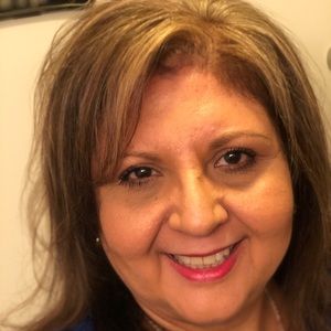 Meet your Posher, Edna